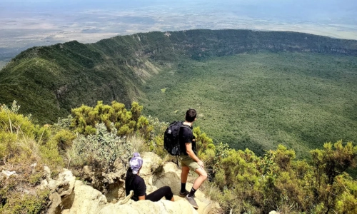 https://untamedafrica-safaris.co.ke/1-day-mount-longonot-hike/